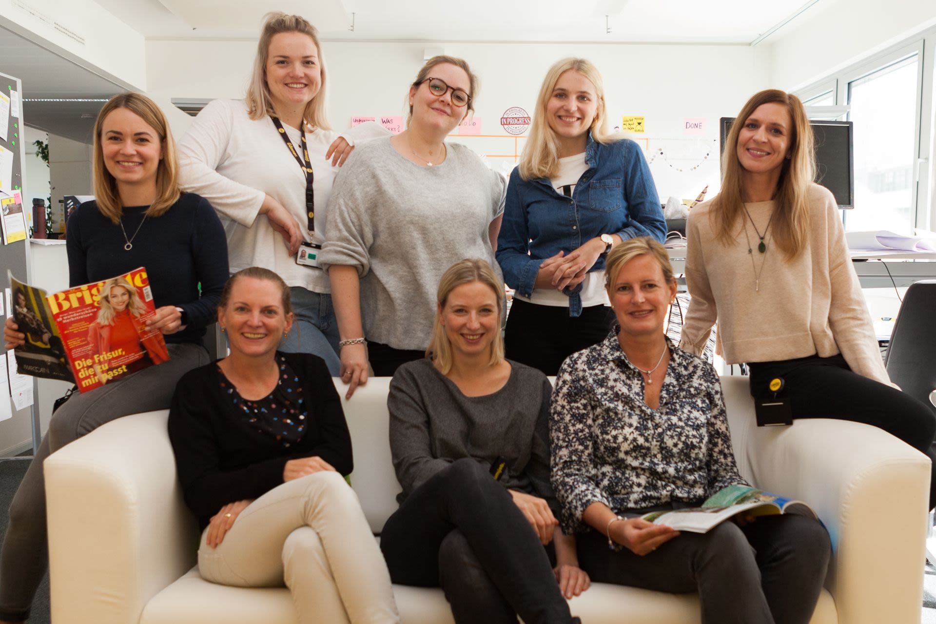 Yello ist Top-Arbeitgeber für Frauen. Yello Mitarbeiter - Gruppenfoto