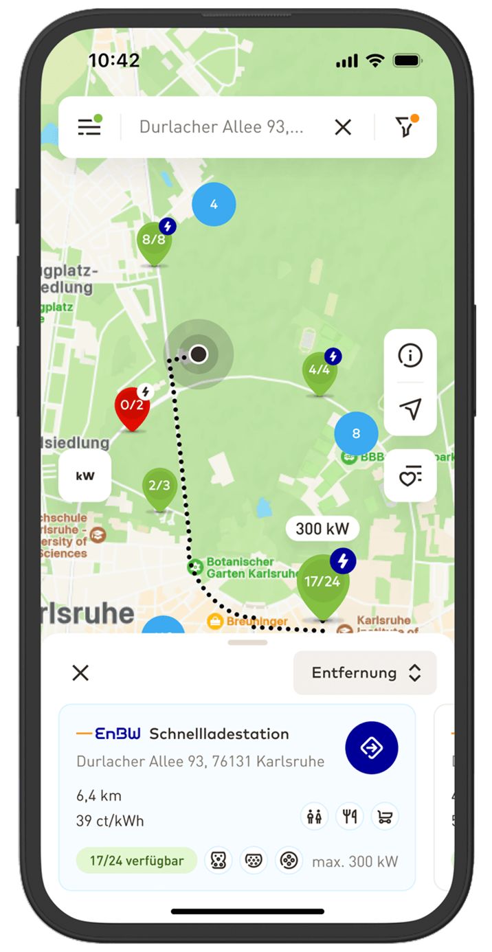 Mit der mobility+ App findest du sofort deine Ladestation Bild von der mobility+ App auf dem Smartphone der EnBW